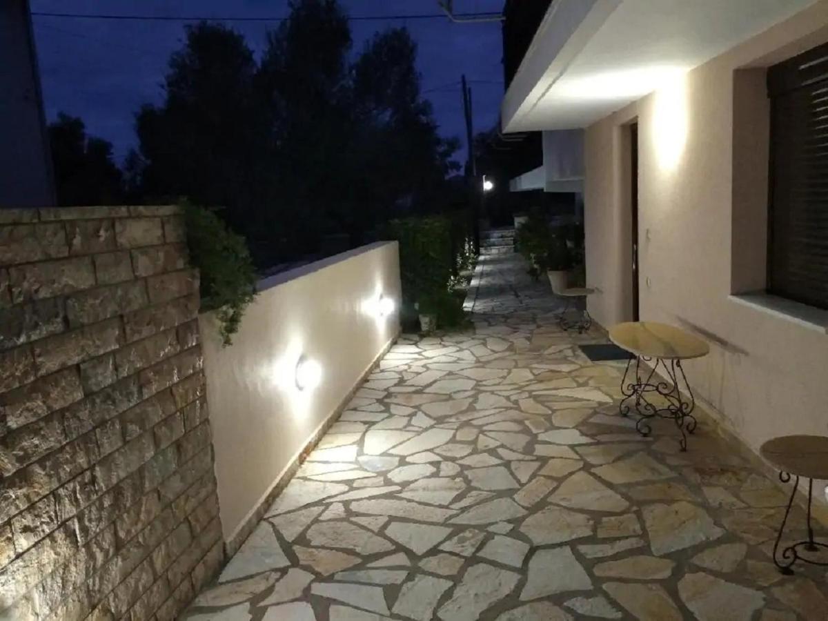 Ήσυχο Σπίτι Στη Ναύπακτο Lejlighed Nafpaktos Eksteriør billede